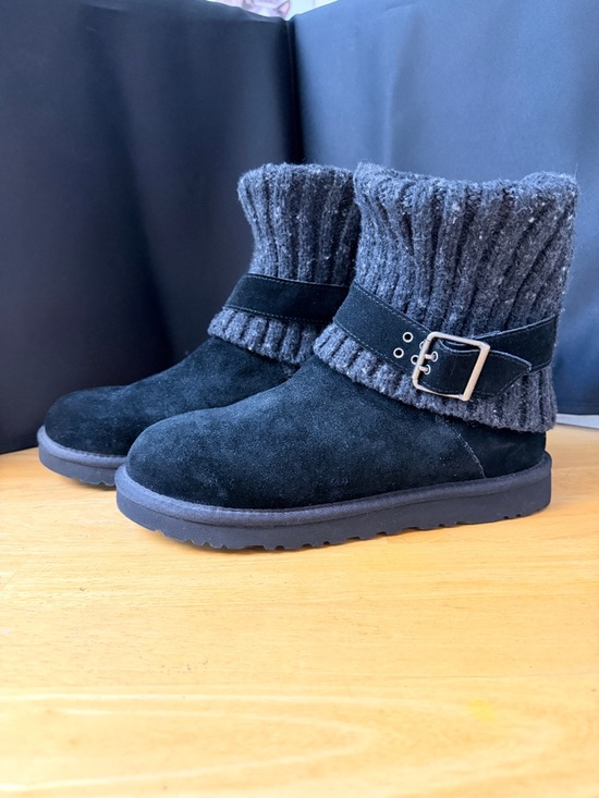 UGG Black Suede Knit Cuff Ankle Boots - Picture 4 of 6